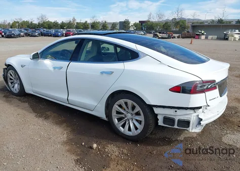 2016 Tesla Model S 60D/70D/75D/85D/90D из США, поврежденный, VIN 5YJSA1E29GF142834